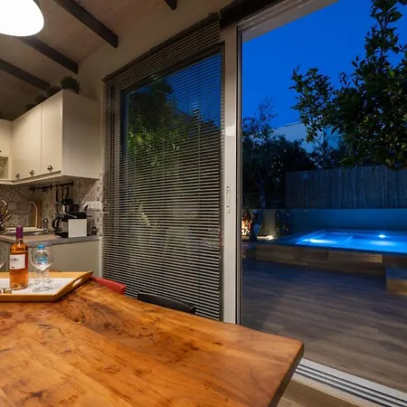 Garden Cellar - Mediterranean ヴィラ *