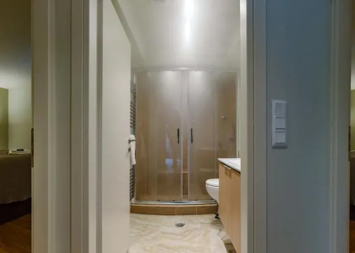 Garden Cellar - Mediterranean 卡拉马塔