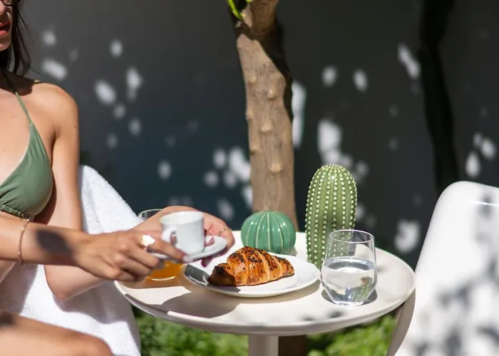 Garden Cellar - Mediterranean * Каламата