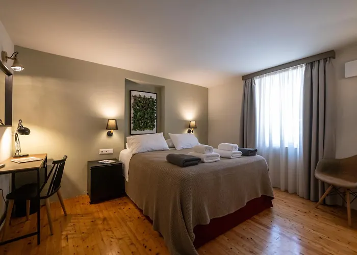 Garden Cellar - Mediterranean Каламата